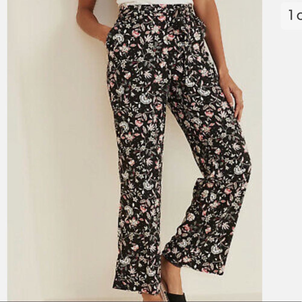 Old Navy | Black Floral High Waisted Tie Belt Flowy Pants Size Medium
